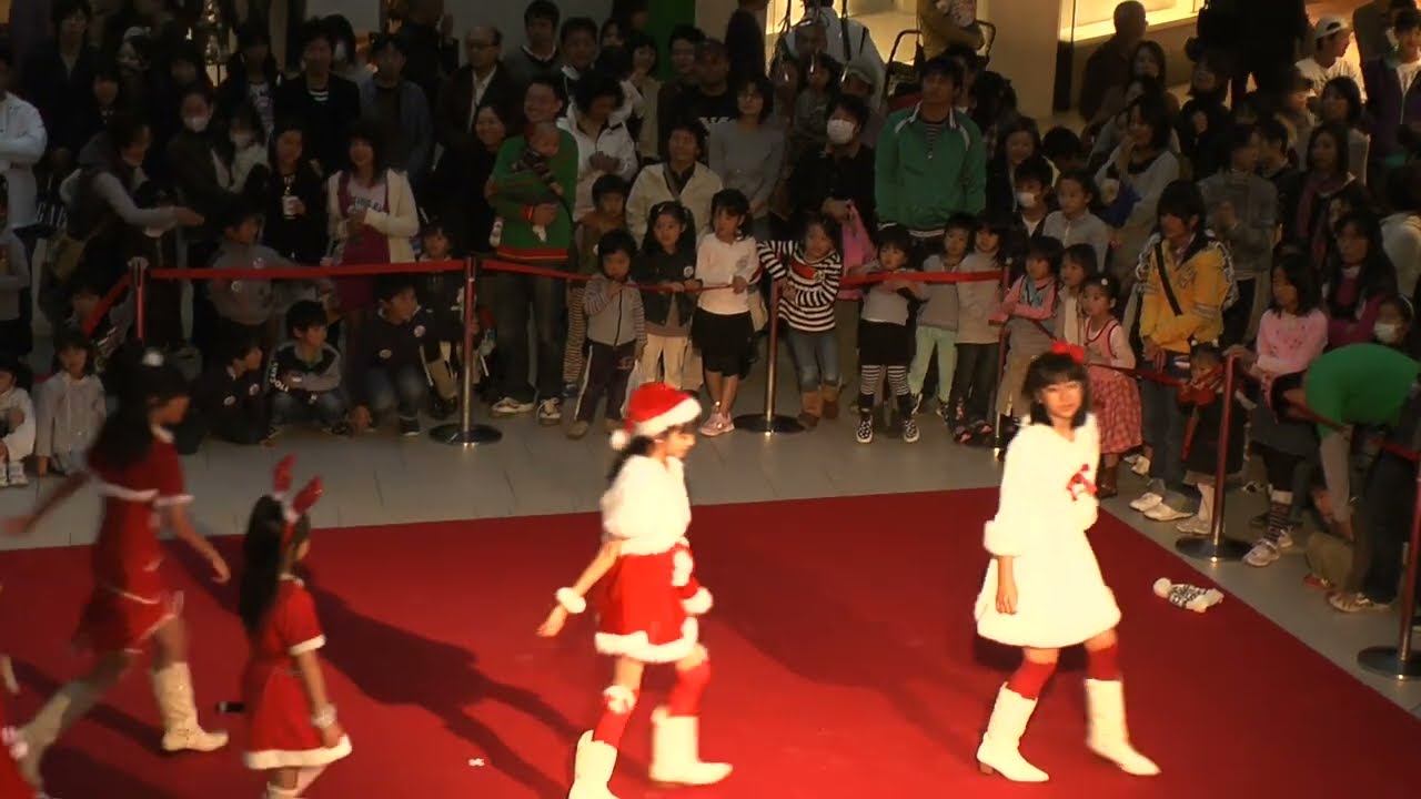 2009-11-03　ALPARKイベント２部　中元すず香（ #babymetal 　#sumetal  ）、鞘師里保、山本杏奈（＝LOVE）