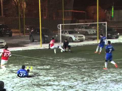 Video: Cầu thủ bóng đá Anji Arsen Khubulov