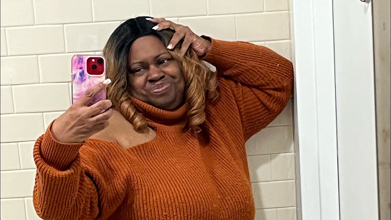 Eastcoastmomager is going live!cube inside clear circle ⭕️ dipiction of Alien UAP & Jets