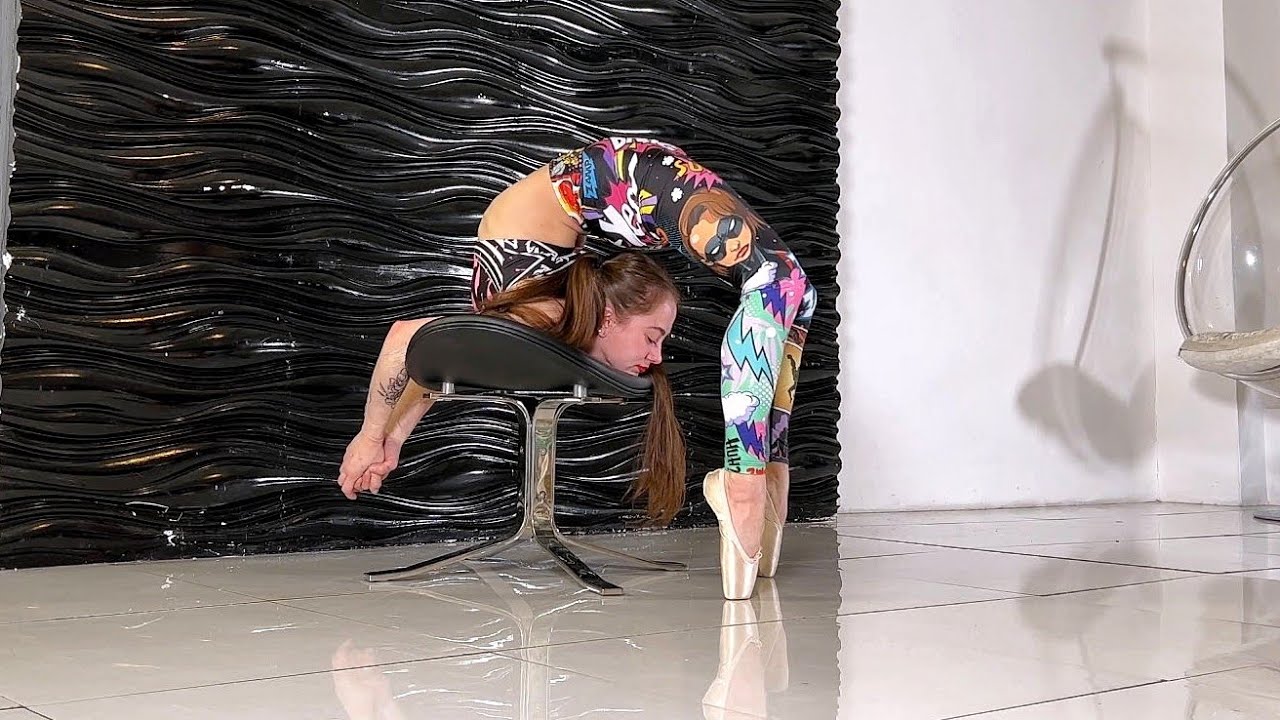 Studio Contortion Contortion Routines. Backstage. - YouTube