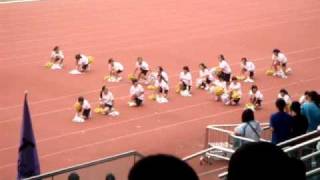 A hse cheering team performance