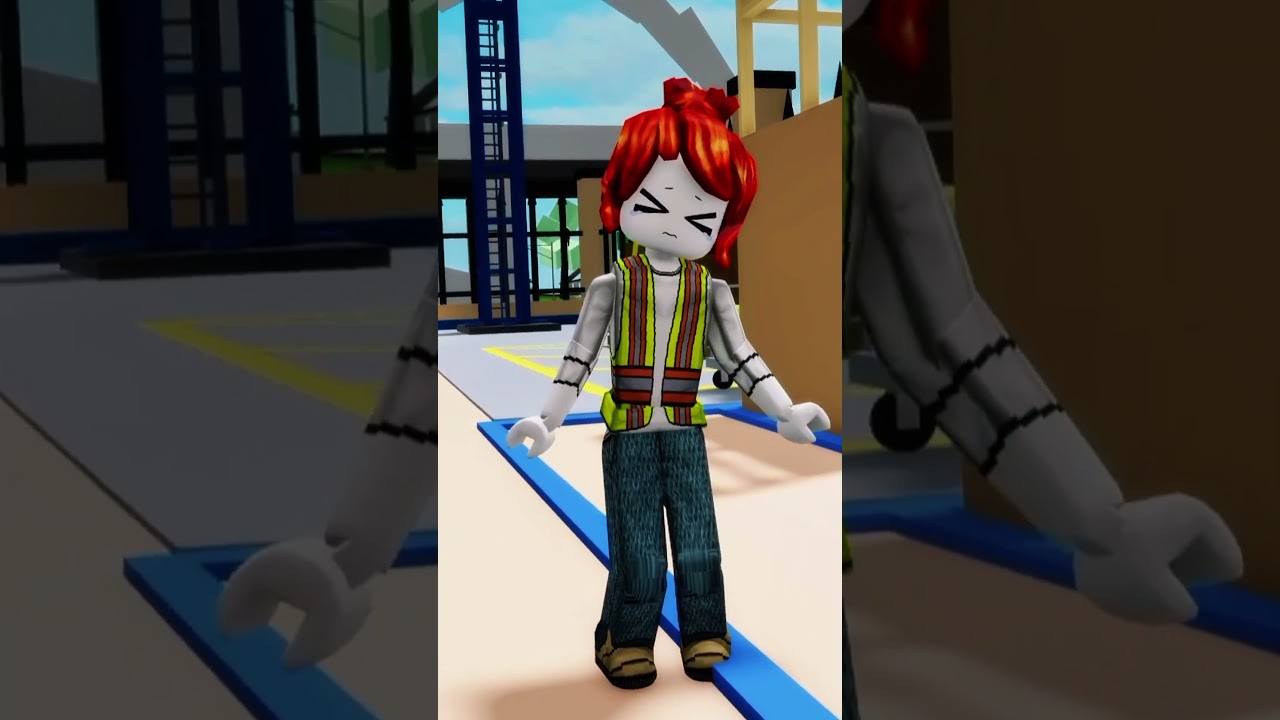 Bacon was hit by a construction worker and then this happened 😱 #roblox #shorts