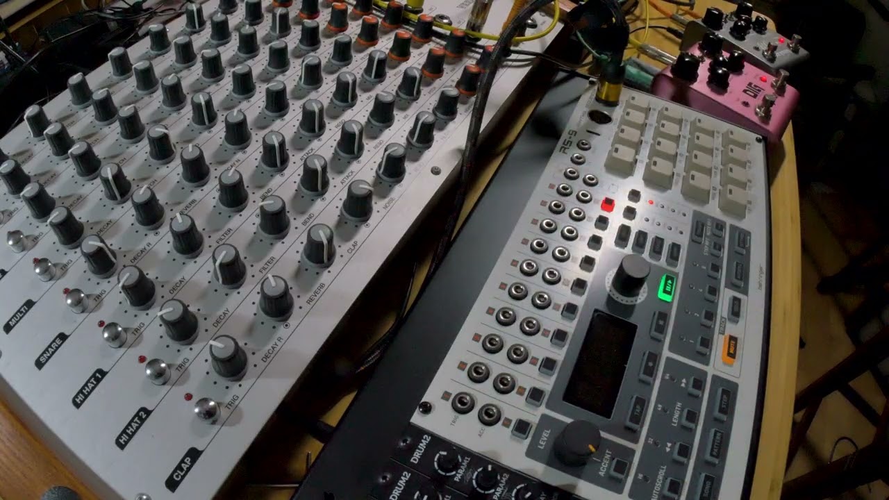 Vermona DRM1 MKIII Drum Synthesizer controlled by Behringer RS-9