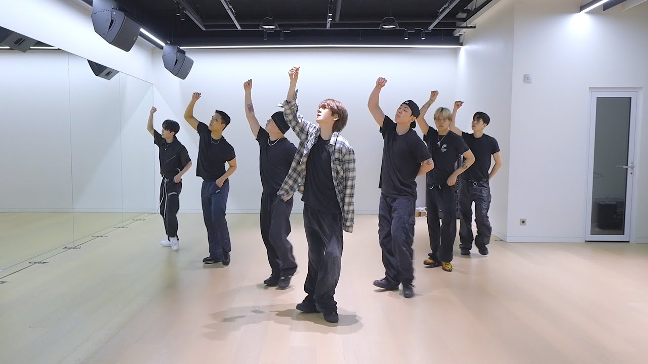 'Chocolate' Dance Practice | 백현 (BAEKHYUN)