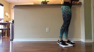 Reverse Lunge (towel)