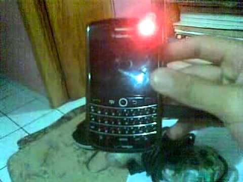 Blackberry torch no enciende solo luz roja