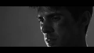 TRAILER PARAMNESIA