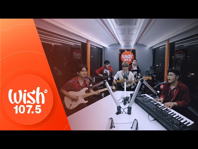 The Juans perform “Alam Niya LIVE on Wish 107.5 Bus class=