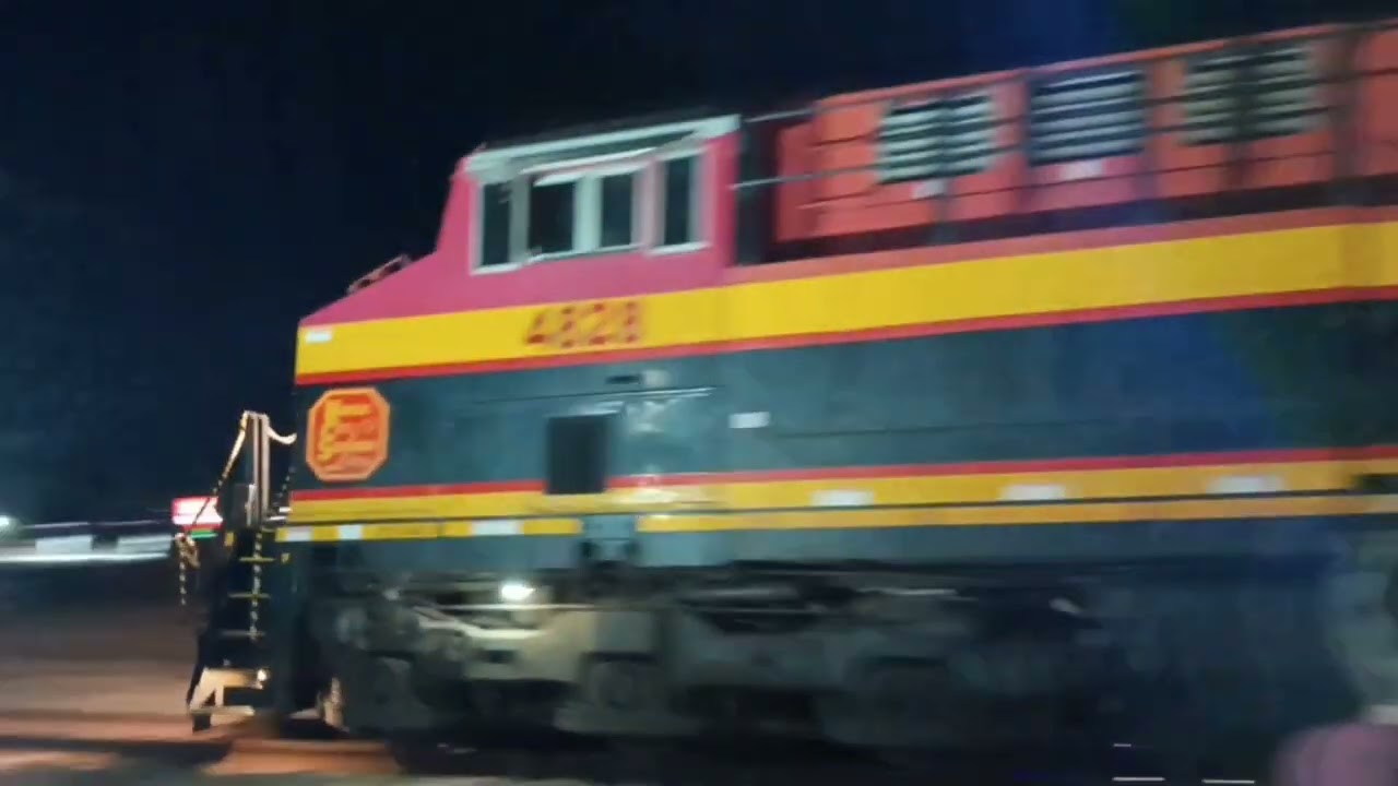 Railfanning the CPKC Beaumont subdivision in DeQuincy, La 