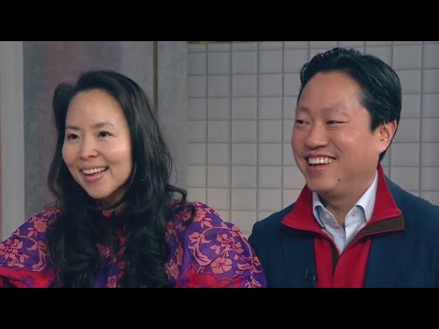 Renewing Vows At Times Square