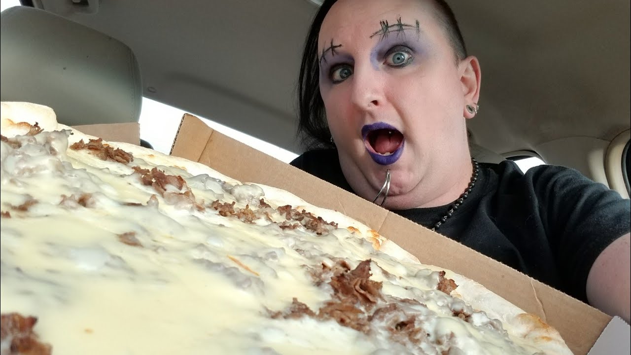 King's New York Pizza & Restaurant Steak Pizza Review
