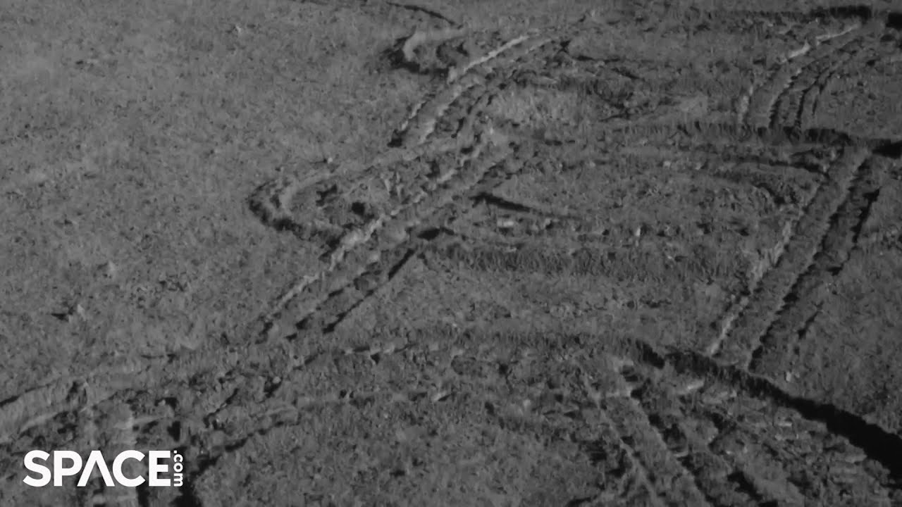 Yu Tu China's Yutu-2 rover snaps new images of moon's surface - YouTube