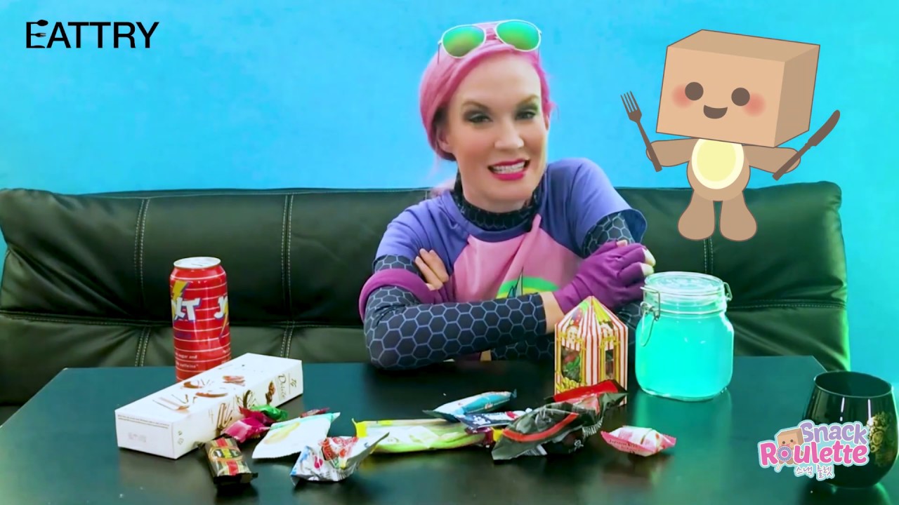 Fortnite Bright Bomber Cosplay Eattry Mukbang Interview Youtube 