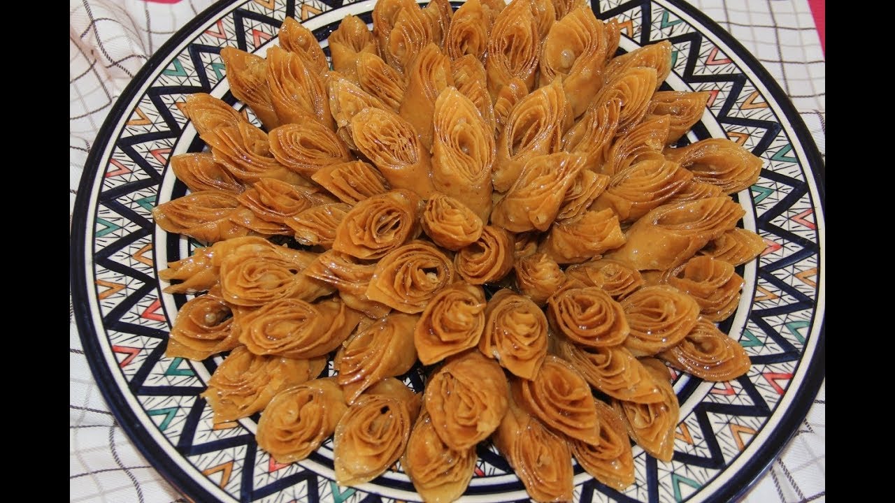 حلوة لسان العصفور مقرمشة و هشيشة بأسهل و أسرع طريقة