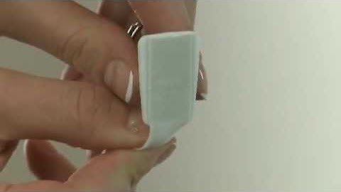 How to apply and remove 3M Command Strips Utensil Hook