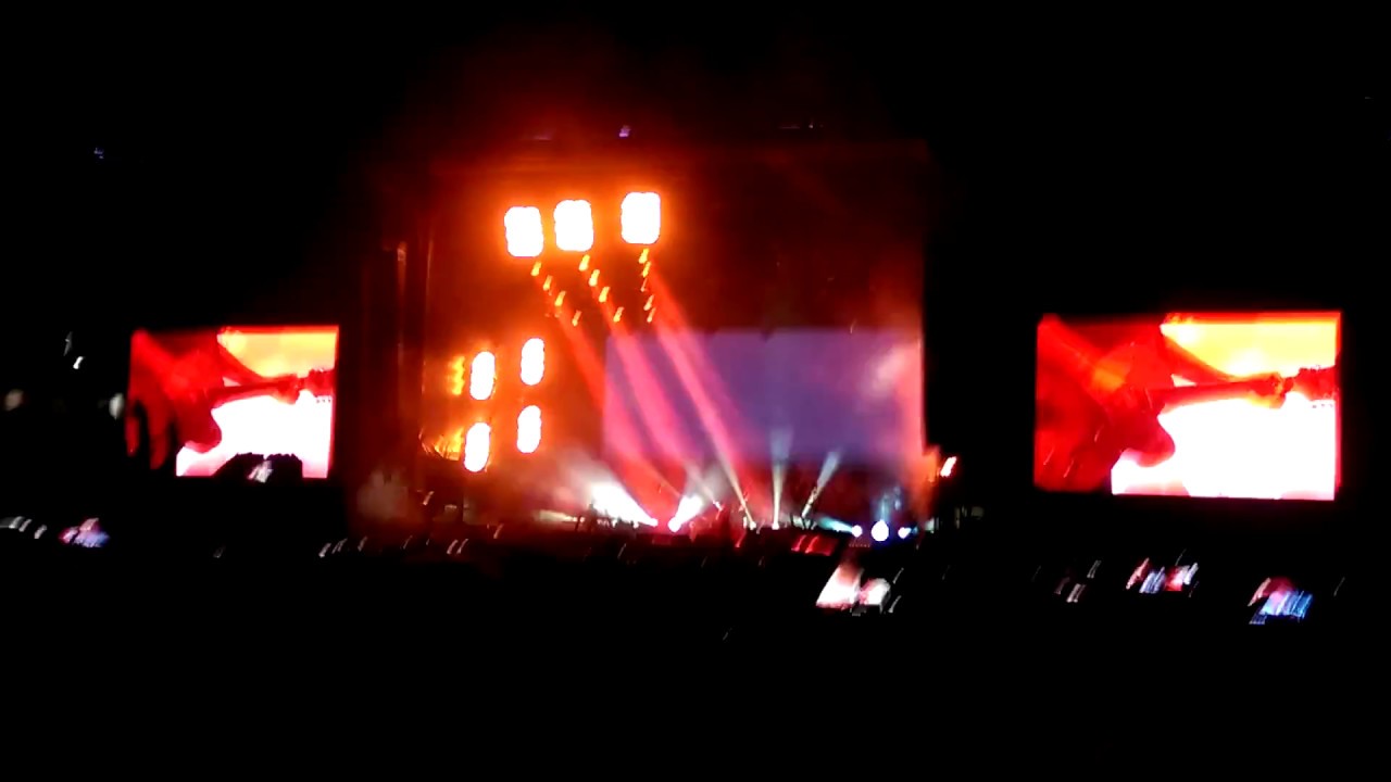 Depeche Mode - I feel you (Moscow 15/07/2017