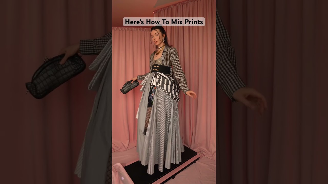 Which would you wear? 👇🏻 mixing prints have never been more easy 🥰 