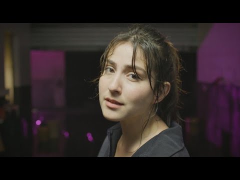 Marilyne Naaman - Maaloumat Mesh Akidi (Cover - Official Video) | ماريلين نعمان - معلومات مش اكيدة