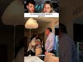 El abuelo reacciona al embarazo por su horóscopo