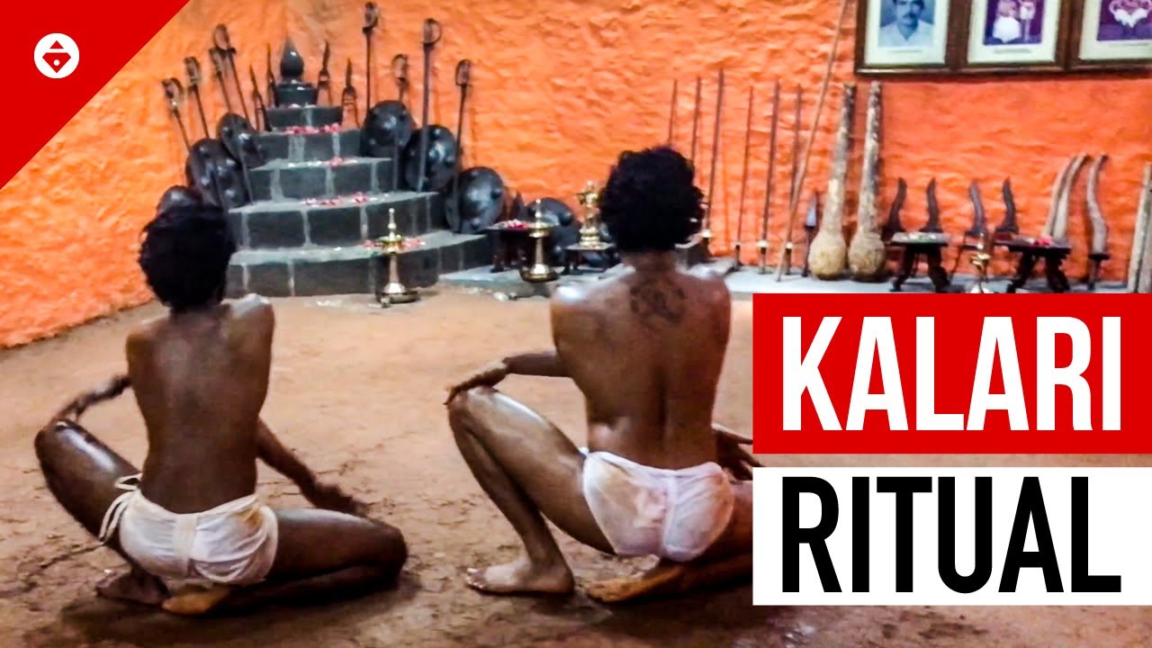 Poothara KALARIPAYATTU Salutation | Poothara Thozhal | Indian MARTIAL ARTS - YouTube