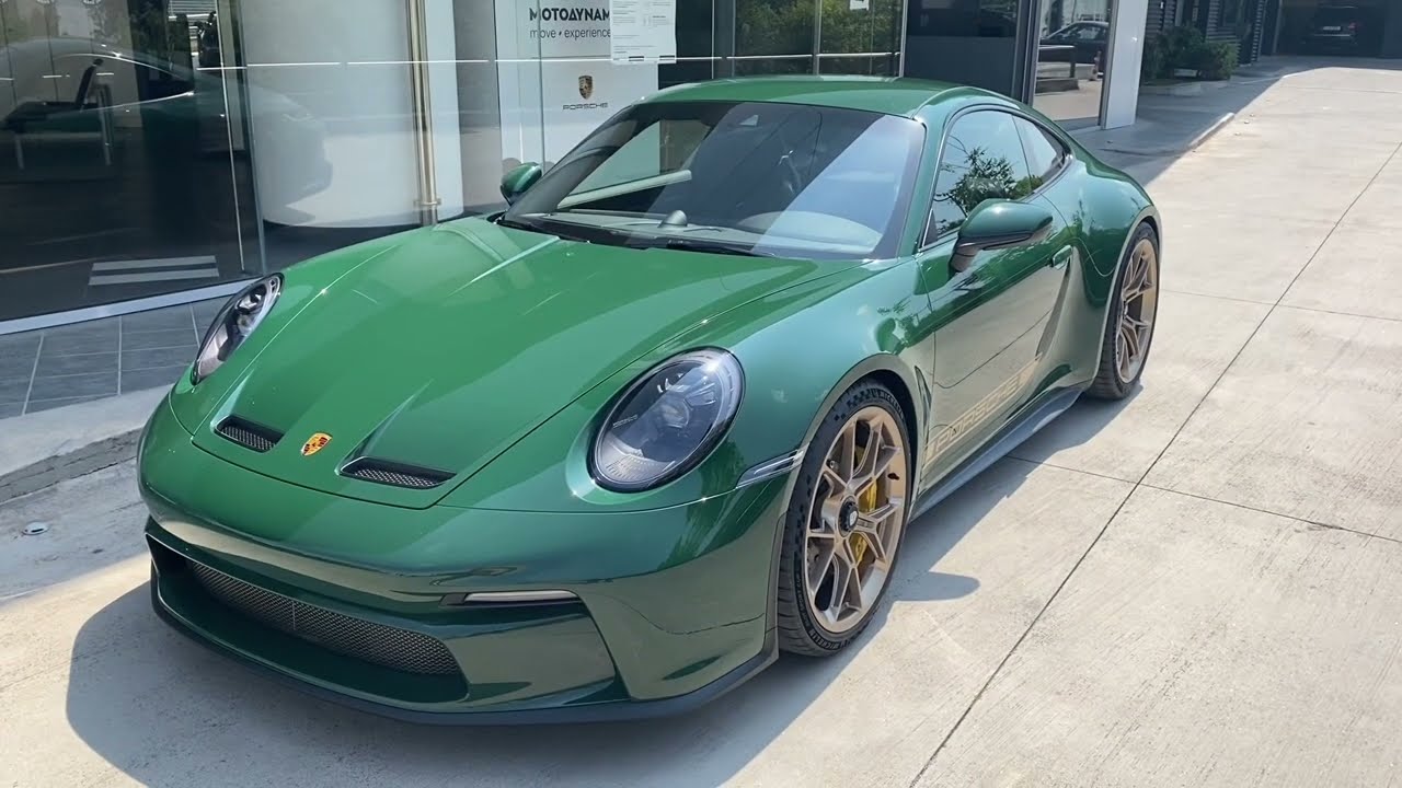 Porsche 911 992 Gt3 Touring British Racing Green Youtube