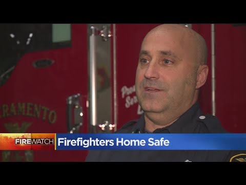 Video: Sacramento Fire Department Hjelper Med å Redde Redde Esler Fra California Fire