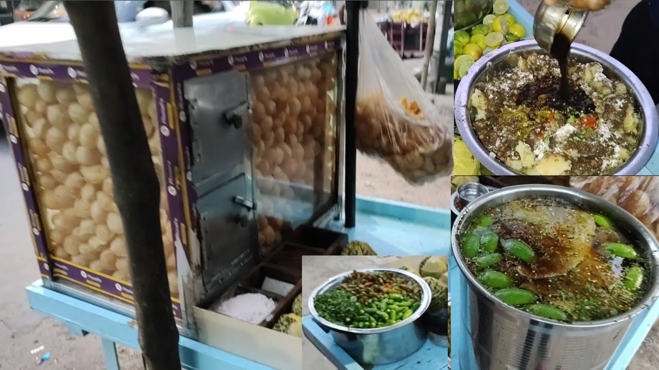 Eating Fuchka ( Panipuri / Golgappa ) - Indian Street Food Kolkata - Bengali Street Food India