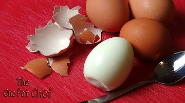 Quick Tips: Easily Removing Eggshells from Boiled Eggs | One Pot Chef