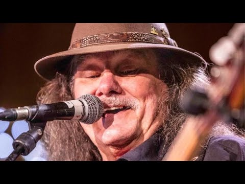 Brian Moon joins Fort Worth Musical Moments - YouTube