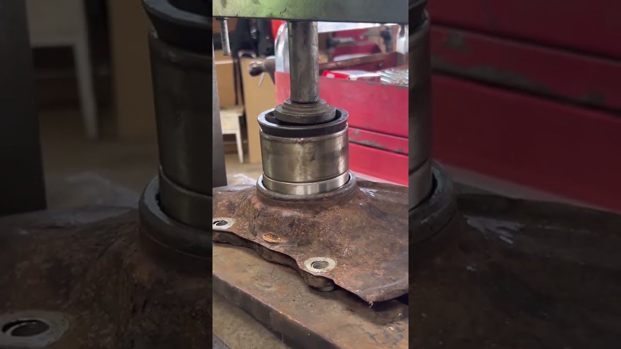 My mobile mechanic shares withsome Wheel bearing press intips 2014 jeep patroit 