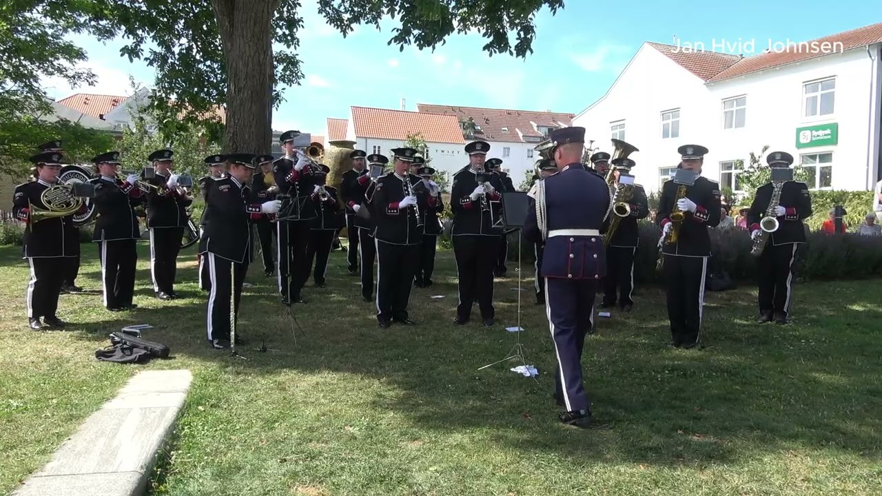 Blame It On The Boogie - Strømsgodset Musikkorps