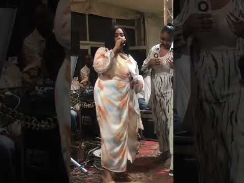 نهى الثوره الريد والغرام مارقين واهلنا عارفين