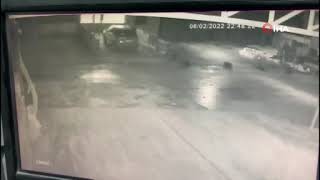 Konyada Tinerle Soba Yakmak Isteyen Kişi Hem Kendisini Hem De Arabayı Yaktı