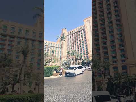 Habibi Come To Dubai /Atlantis /Hotel /Palm Jumeriah /Dubai /United Arab Emirates /info with sagar