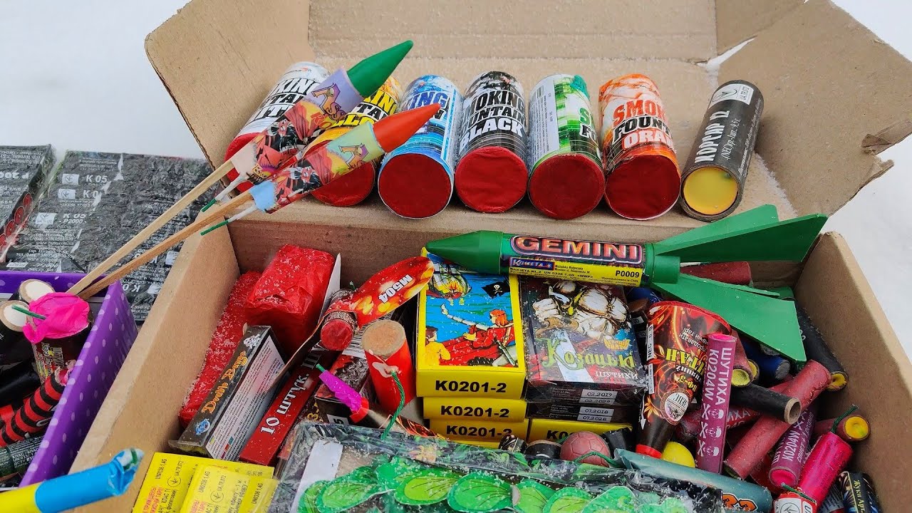 🔥BOX WITH BIG FIRECRACKERS 💣🧨🚀💥📦 - YouTube
