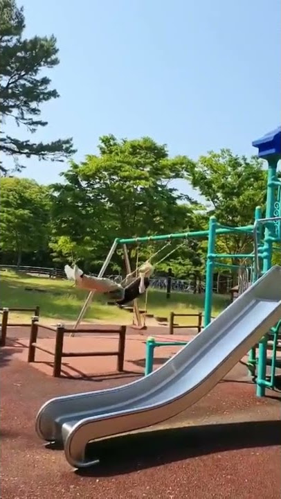 ATEEZ San on a swing | Twitter