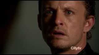 Celebrity David Lyons Revolution 1x10 - Nobody's Fault But Mine_7 Wealth