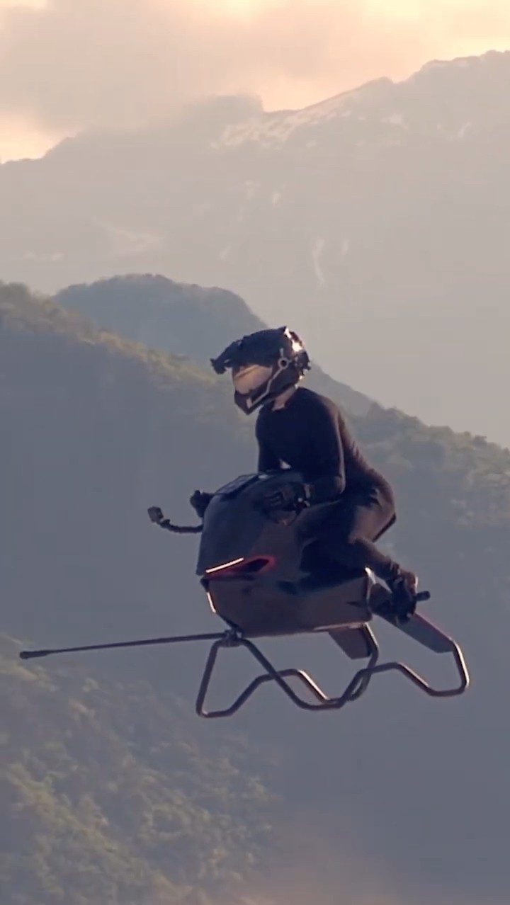 Speeder Bike in the Real World 😱 - YouTube