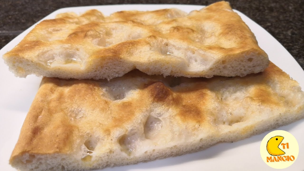 Focaccia Genovese: Ricetta Originale PERFETTA per farla in casa (passo dopo passo)