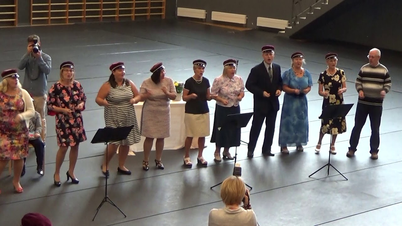 Paide Hammerbecki Põhikooli õpetajate laul tarkusepäeva aktusel 01.09.2018