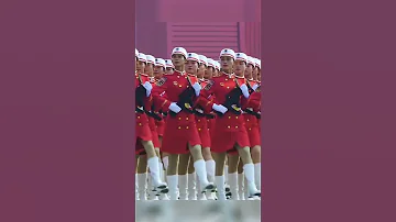 Chinese Female Soldiers Parade 