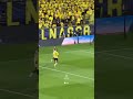 لمسة يد على لاعب النصر والحكم لا يحتسب ركلة جزاء الاهلي النصر