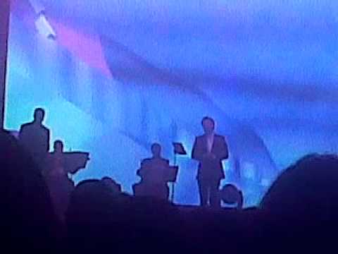 مقطع موال كون يمك على مودك ماجد المهندس حفلة الكويت