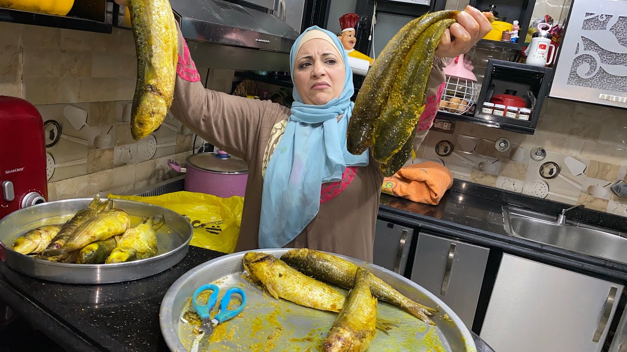 فتحت علي الفسيخ والصدمه الكبيره في السمك المتلج كنت خايفه انزله لكن لازم اعرفكم الاحصل معايا