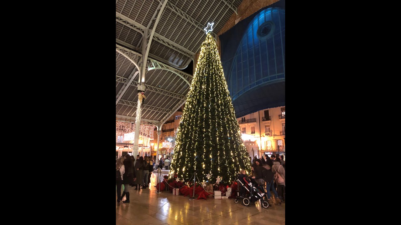 Christmas in Valencia, Spain Navidad en Valencia, Spain. Merry