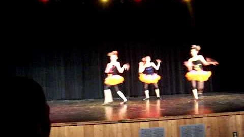 Kathryn, Carson, and Anna Performing "Girls Just W...