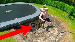 Ik Heb Een Groot Probleem Met Mijn Trampoline...