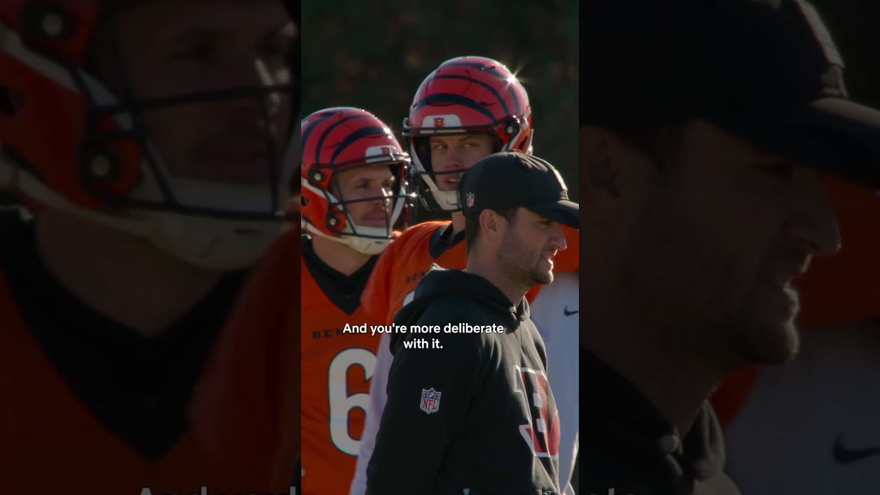 Joe Burrow and Joe Flacco swapping throwing tips ❤️ #NFL #Football