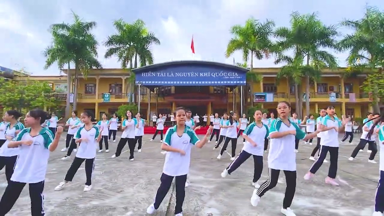 Hiphop dance Trạng Tí - LĐ THCS Hương Sơn năm học 2022 - 2023