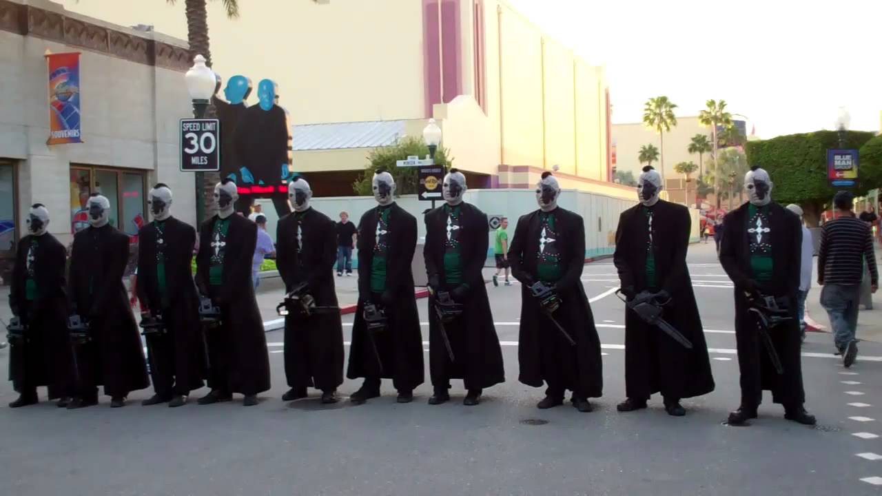 HHN 21 Lady Luck's Chainsaw Minions